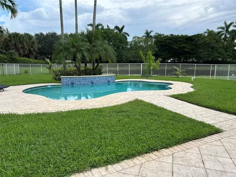 1094 Bluewood Terrace Weston FL 33327