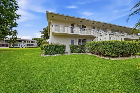 132 Cambridge F West Palm Beach FL 33417