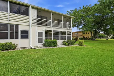 132 Cambridge F West Palm Beach FL 33417