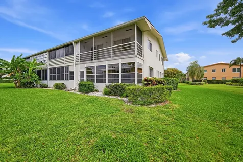 132 Cambridge F West Palm Beach FL 33417