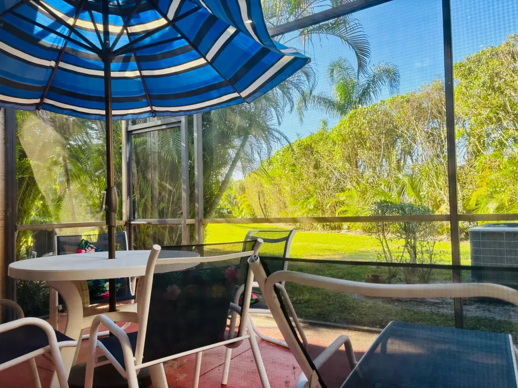 22663 Meridiana Drive Boca Raton FL 33433