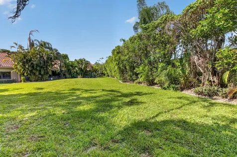 22663 Meridiana Drive Boca Raton FL 33433