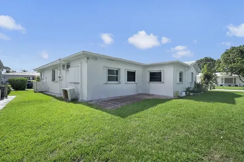7204 NW 71st Avenue Tamarac FL 33321