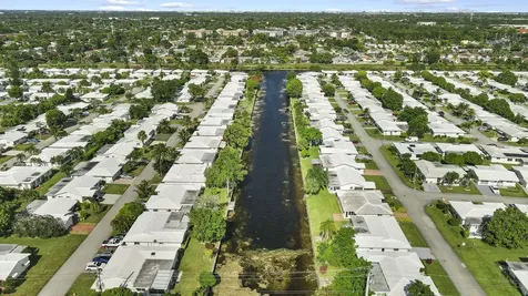 7204 NW 71st Avenue Tamarac FL 33321