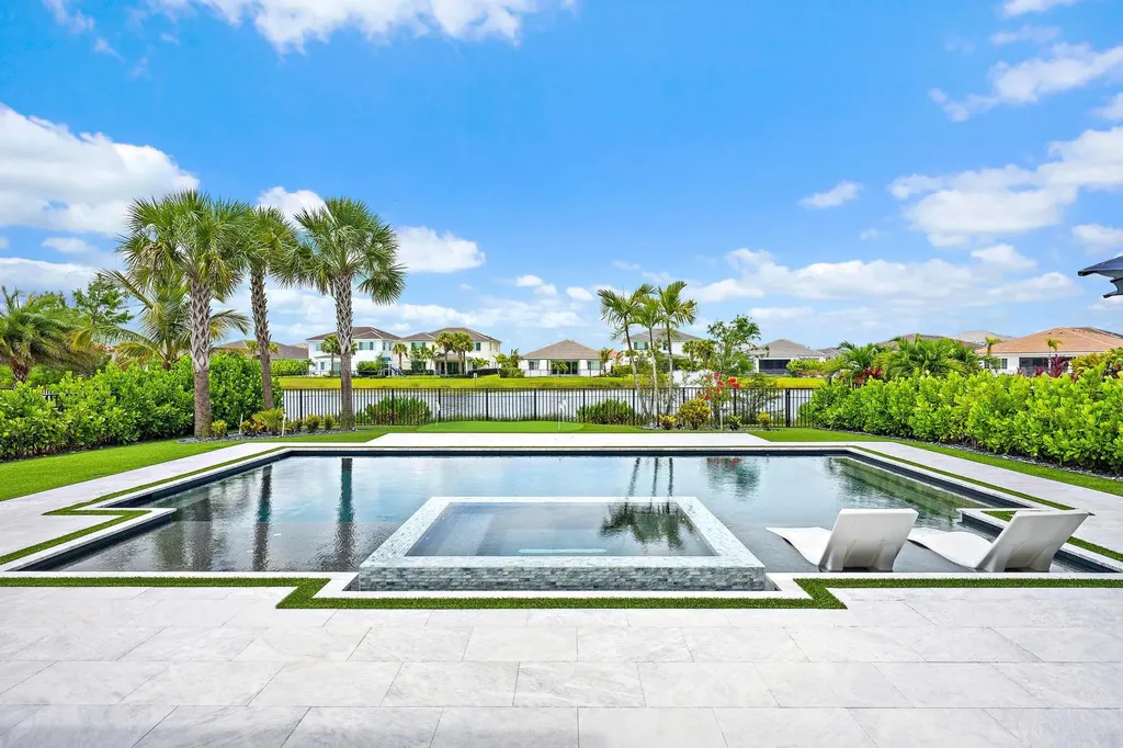 12115 Waterstone Circle Palm Beach Gardens FL 33412