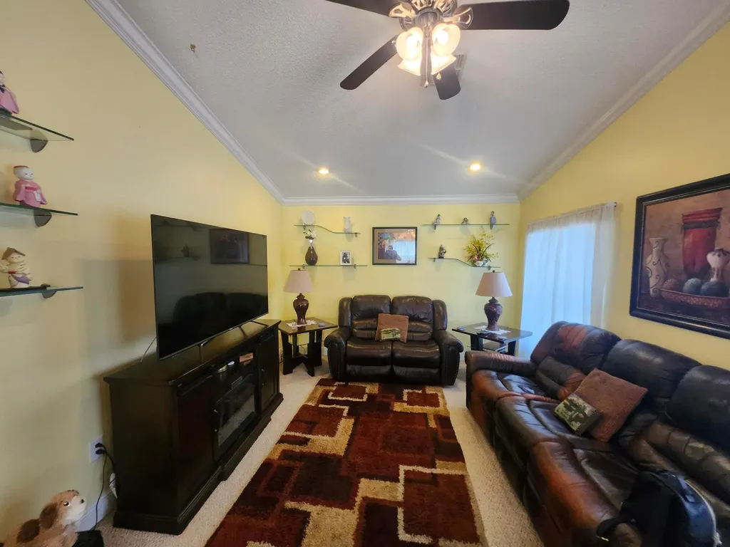 120 NW 189th Avenue NW Pembroke Pines FL 33029