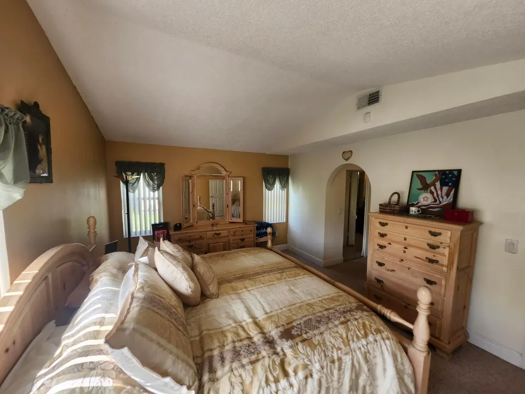 120 NW 189th Avenue NW Pembroke Pines FL 33029