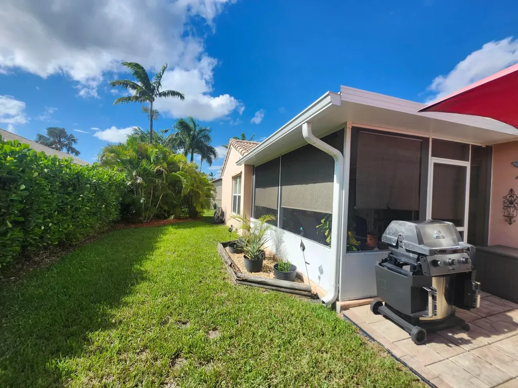 120 NW 189th Avenue NW Pembroke Pines FL 33029