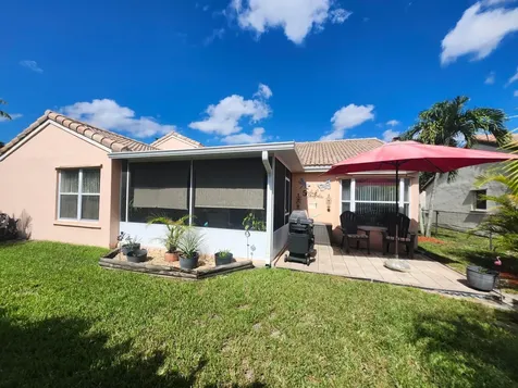 120 NW 189th Avenue NW Pembroke Pines FL 33029