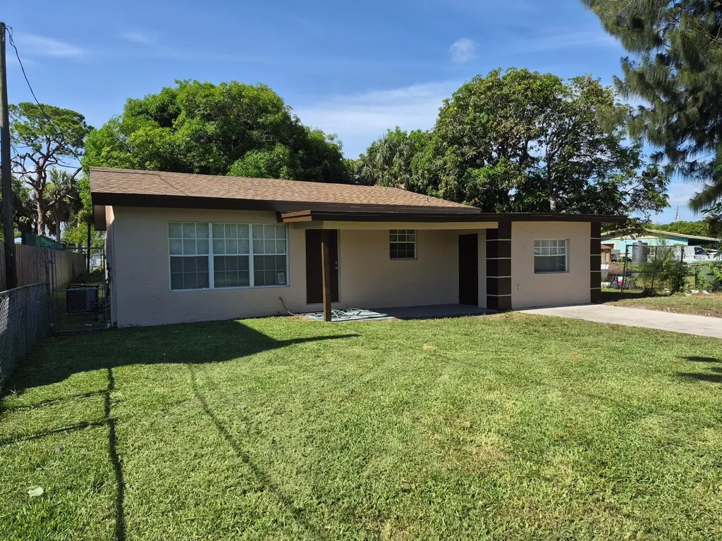 2798 NW 20th Street Fort Lauderdale FL 33311