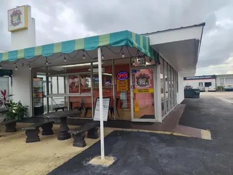 1460 10th Street Lake Park FL