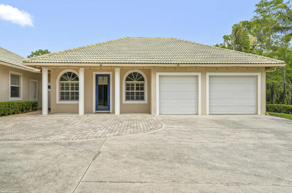 2560 Buck Ridge Trail Loxahatchee FL 33470