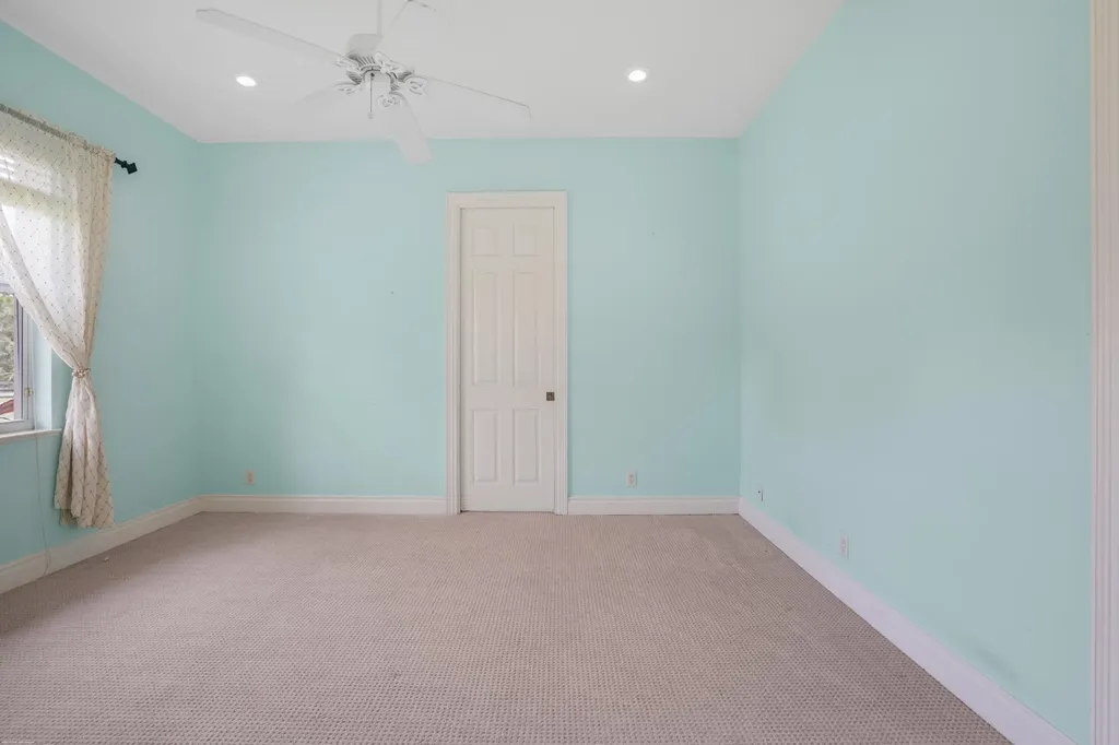 2560 Buck Ridge Trail Loxahatchee FL 33470