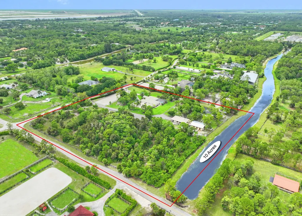 2560 Buck Ridge Trail Loxahatchee FL 33470