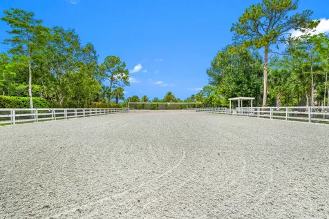 2560 Buck Ridge Trail Loxahatchee FL 33470