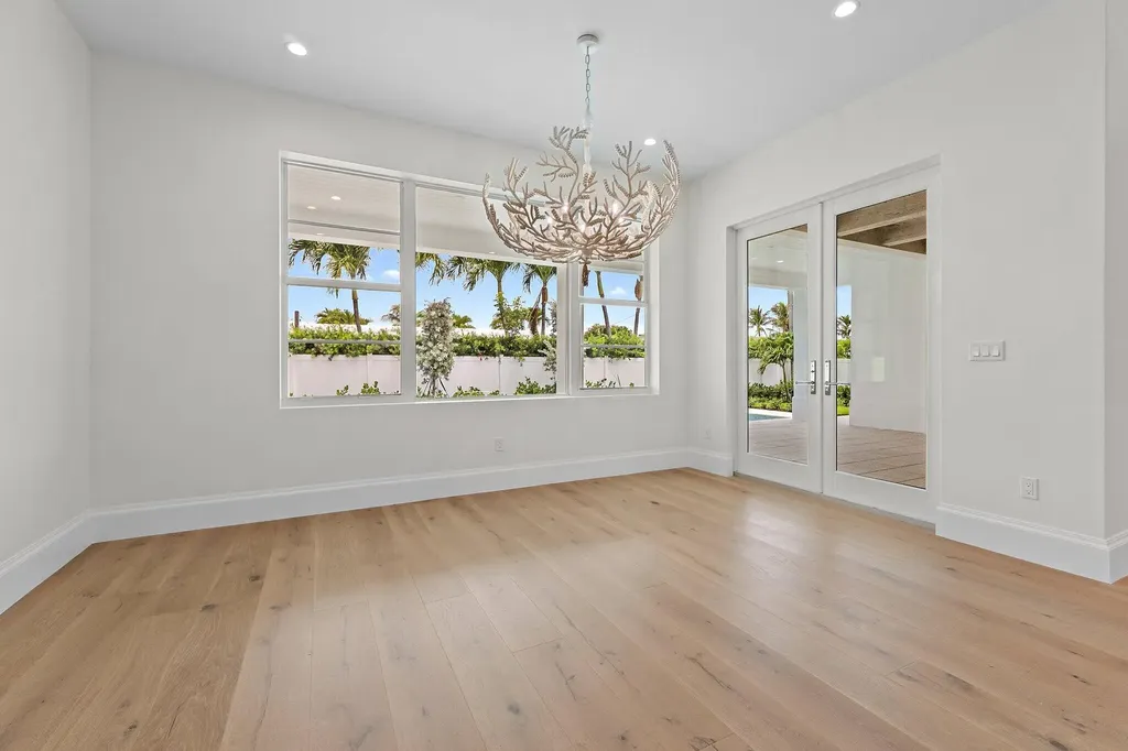 131 Dory Road S North Palm Beach FL 33408