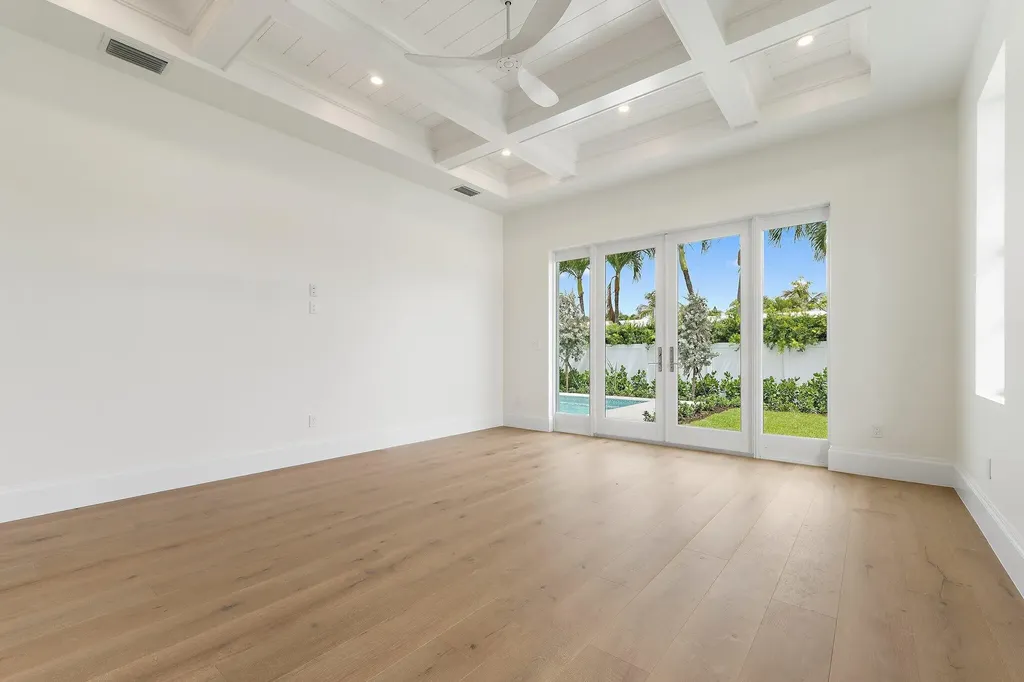 131 Dory Road S North Palm Beach FL 33408