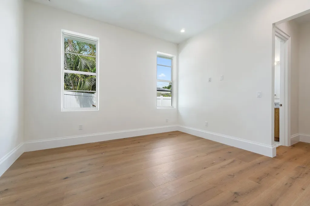 131 Dory Road S North Palm Beach FL 33408