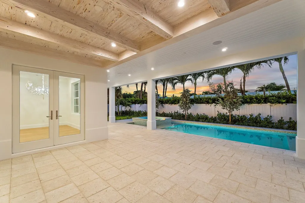 131 Dory Road S North Palm Beach FL 33408