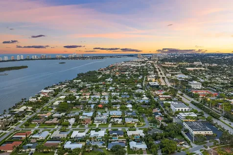 131 Dory Road S North Palm Beach FL 33408