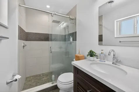4800 NE 15th Terrace Oakland Park FL 33334