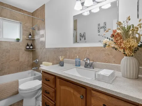 4800 NE 15th Terrace Oakland Park FL 33334