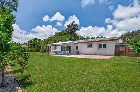 4800 NE 15th Terrace Oakland Park FL 33334