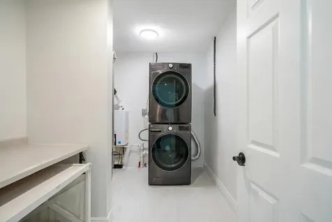 4800 NE 15th Terrace Oakland Park FL 33334