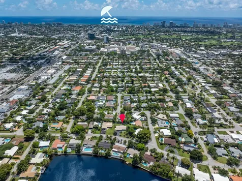 4800 NE 15th Terrace Oakland Park FL 33334
