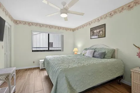 2641 W Gately Drive W West Palm Beach FL 33415