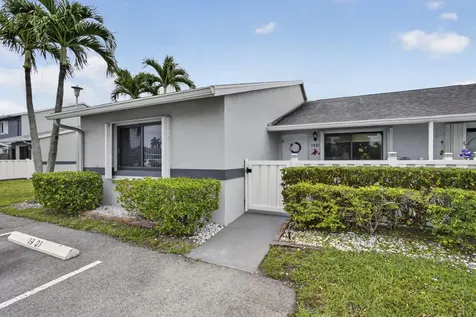 2641 W Gately Drive W West Palm Beach FL 33415