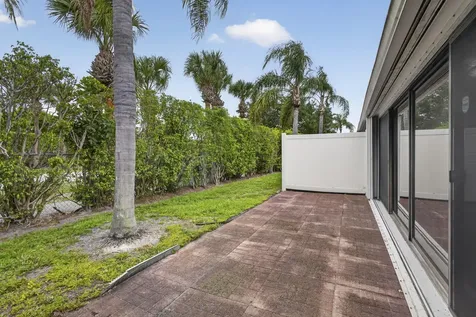 2641 W Gately Drive W West Palm Beach FL 33415