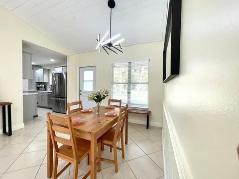 15780 N 99th Street Street N The Acreage FL 33412
