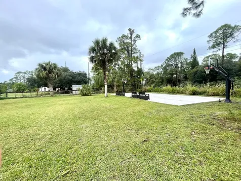 15780 N 99th Street Street N The Acreage FL 33412