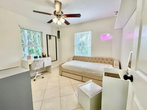 15780 N 99th Street Street N The Acreage FL 33412