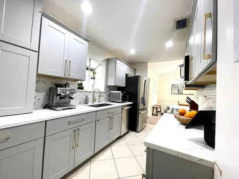 15780 N 99th Street Street N The Acreage FL 33412