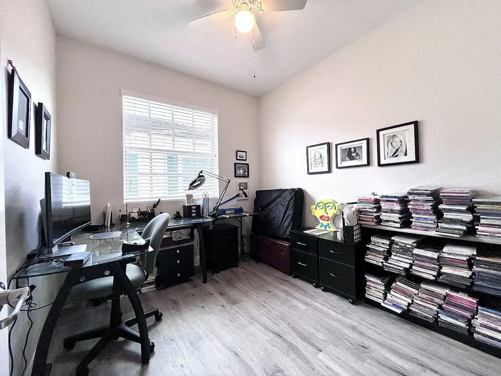 726 SW 1st Way Pompano Beach FL 33060