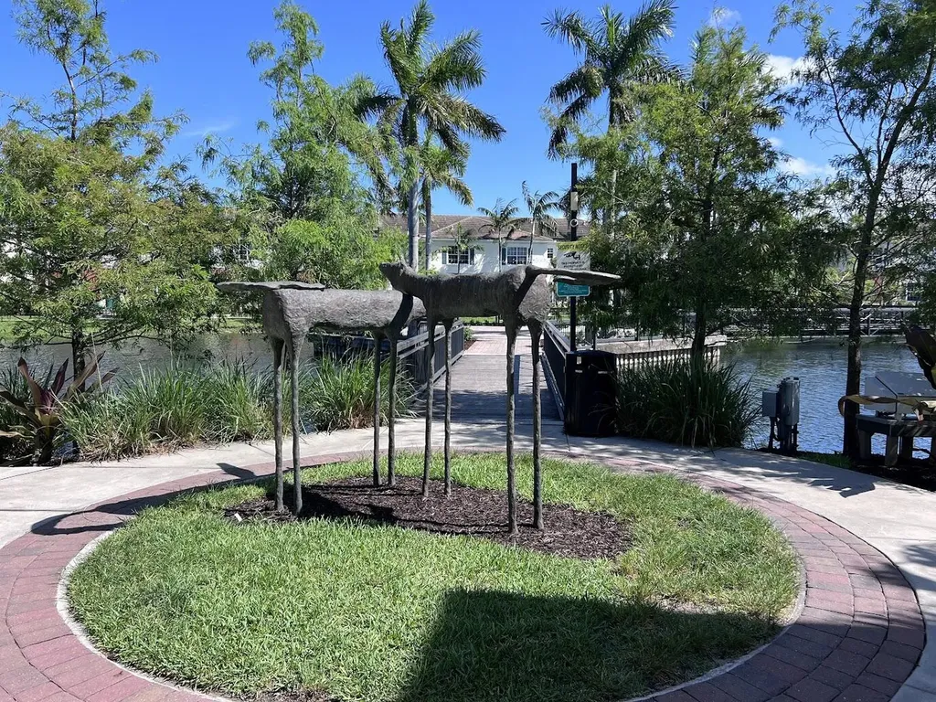 726 SW 1st Way Pompano Beach FL 33060