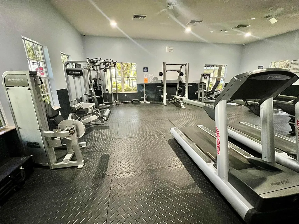 726 SW 1st Way Pompano Beach FL 33060