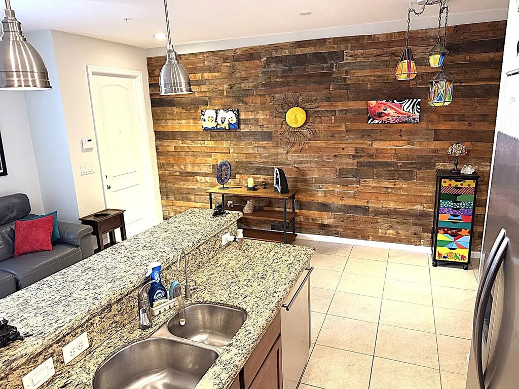 726 SW 1st Way Pompano Beach FL 33060