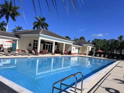726 SW 1st Way Pompano Beach FL 33060