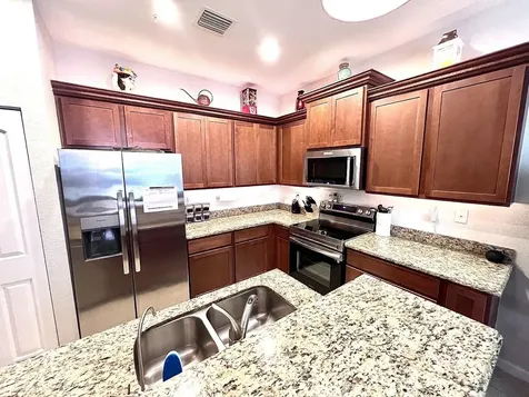 726 SW 1st Way Pompano Beach FL 33060
