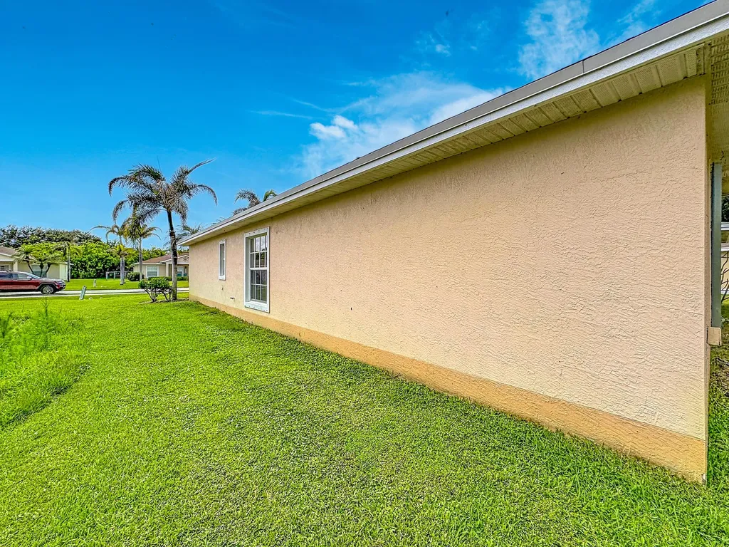 6416 Las Palmas Way Port St Lucie FL 34952