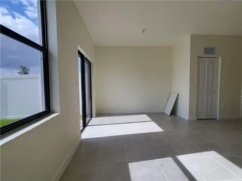 3216 W 114th Terrace Hialeah FL 33018