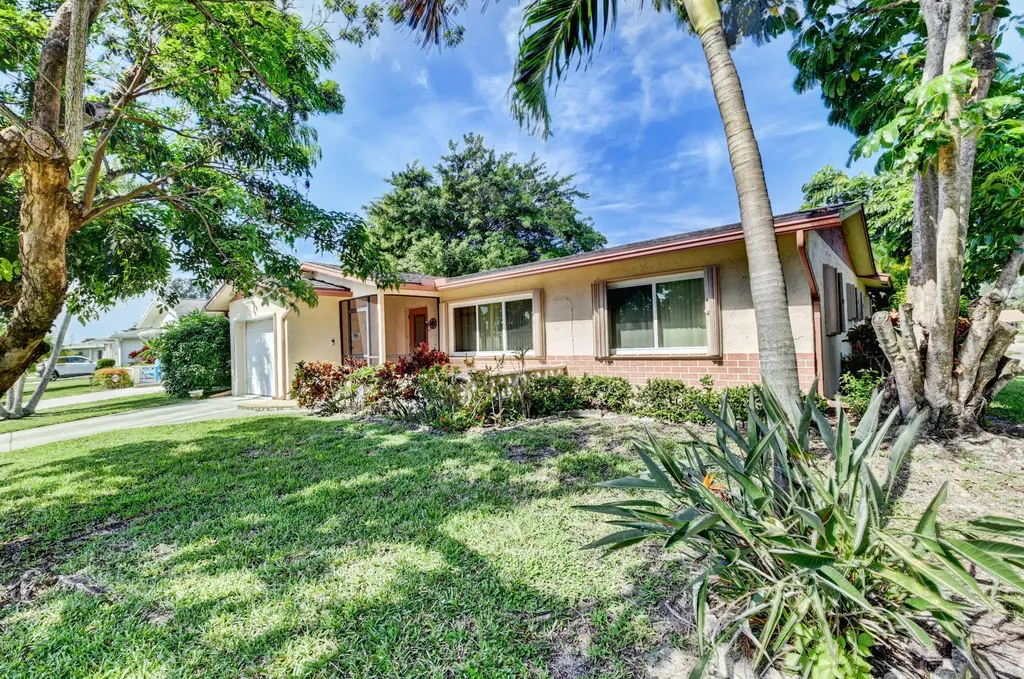 14425 Amapola Way Delray Beach FL 33484