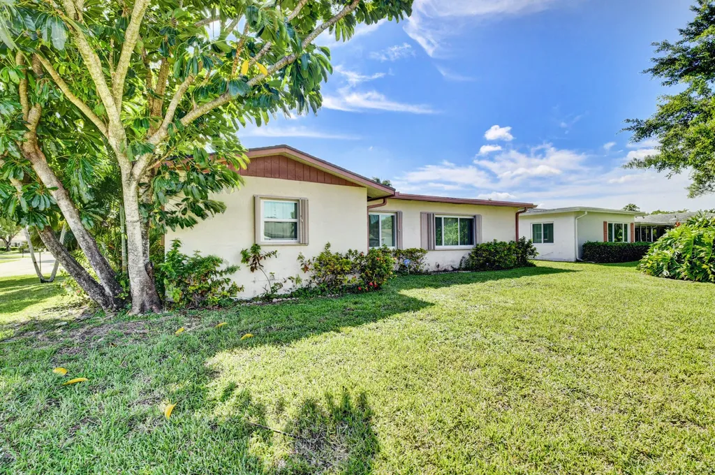14425 Amapola Way Delray Beach FL 33484