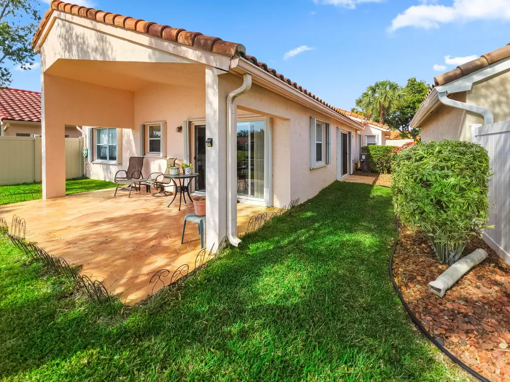 5122 Corbel Lake Way Boynton Beach FL 33437