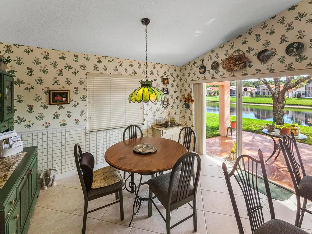 5122 Corbel Lake Way Boynton Beach FL 33437