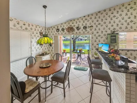 5122 Corbel Lake Way Boynton Beach FL 33437