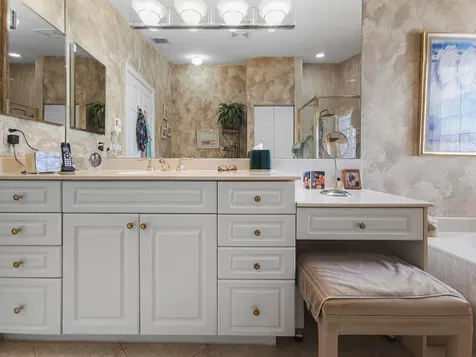 5122 Corbel Lake Way Boynton Beach FL 33437